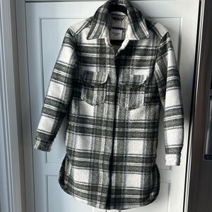 Abercrombie & Fitch Green and White Plaid Shirt Jacket (Shacket)
